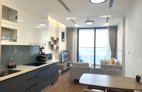 Ngoc Khanh Apartment | Vinhomes Metropolis Serviced Apartment - HanoiHome