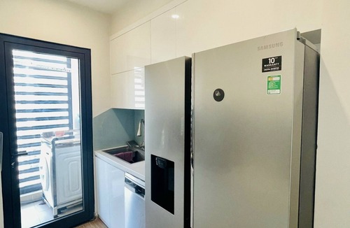 Dich Vong Hau Apartment | Vinhomes Skylake Apartment City View