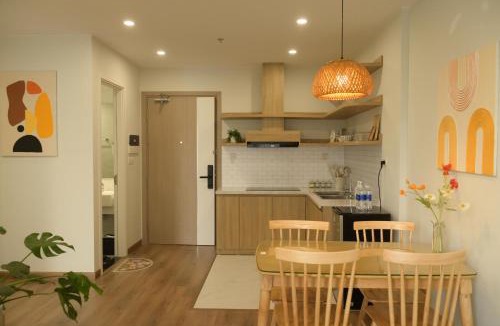 Tu Liem Apartment | Vinhomes Smart City Rare 1,5BR Apt Best Deal for Long-Term Guests