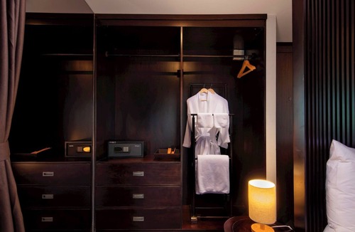 Bai Chay Apartment | VIP President Suite in Scarlet Pearl Cruise