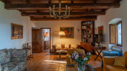 Guardea Villa | VISTA DEL LAGO 12, Emma Villas