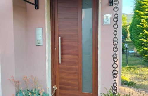 Frontone Apartment | Viti Attic - A glimpse of Frontone Castle
