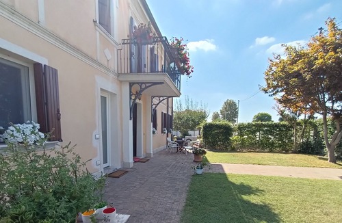 Lendinara Apartment | Vrbo Property