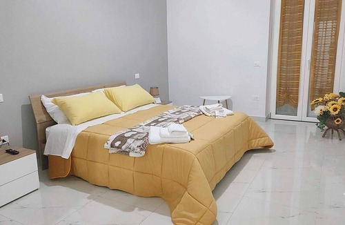Torre Annunziata House | Vrbo Property