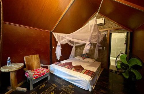 Ngoi Tu House | Vu Linh Palm House Homestay - Bungalow