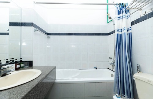 Phuong 6 Hotel | Vuon Tao Dan Hotel Near Ben Thanh Market