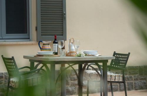 Monte del Lago Apartment | Waterfront Studio