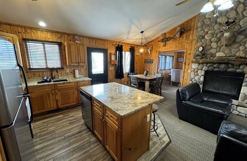 Waubay Cabin | Waubay Getaway-Waterfront Hunting/Fishing Cabin in Northeast SD