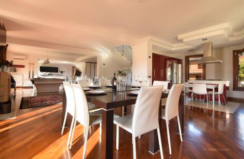 Noventa Padovana Apartment | Welc-oM Villa Noventa Padovana