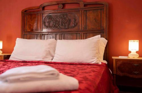Santa Lucia House | WELL COME - Piazza Plebiscito