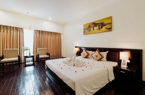 Thai Binh Hotel | White Palace Thai Binh Hotel 1