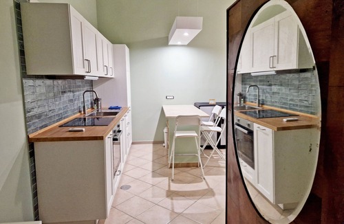 Castellammare di Stabia Apartment | Wide apartment fully renovated very close to the sea
