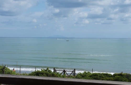 Castiglione della Pescaia Villa | Wonderful private villa for 10 guests with WIFI, TV, patio, pets allowed and panoramic view