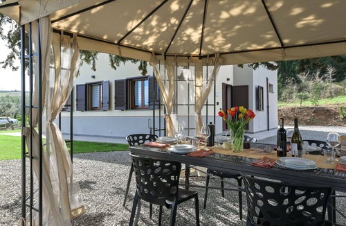 Montenero House | Wonderful private villa with WIFI, private pool, TV, patio, pets allowed and panoramic view
