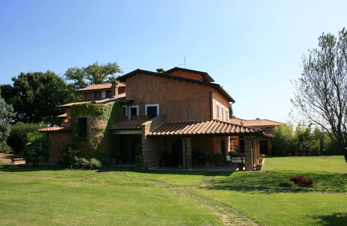 Corchiano Villa | Wonderful private villa for 14 people with WIFI, A/C, private pool, TV, terrace and pets allowed