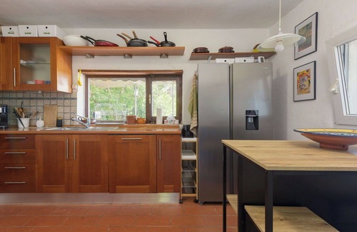 Scansano House | Wonderful private villa for 4 people with WIFI, A/C, TV, patio, pets allowed and panoramic view