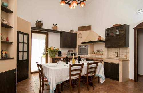 San Lupo House | Wonderful private villa with WIFI, A/C, private pool, TV, patio, pets allowed and panoramic view