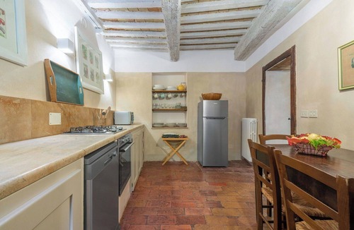 Castiglione d'Orcia Villa | Wonderful villa for 4 guests with WIFI, pool, TV and panoramic view
