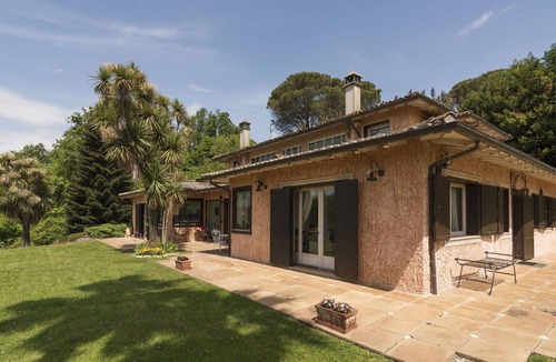 Genazzano Villa | Wonderful villa for 14 people with pool, A/C, hot tub, WIFI, TV and pets allowed