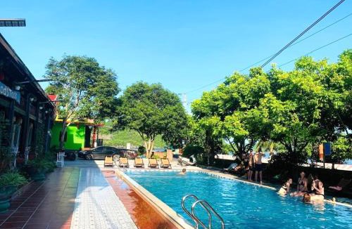 Tran Chau Hotel | Woodstock Beach Camp