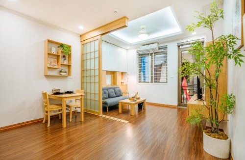 Cong Vi Hotel | XÔI Setai Suites Linh Lang