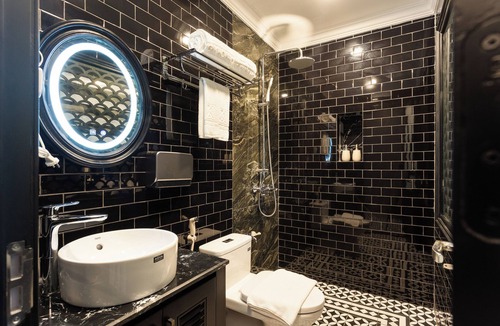 Hai Duong Hotel | YO Hotel
