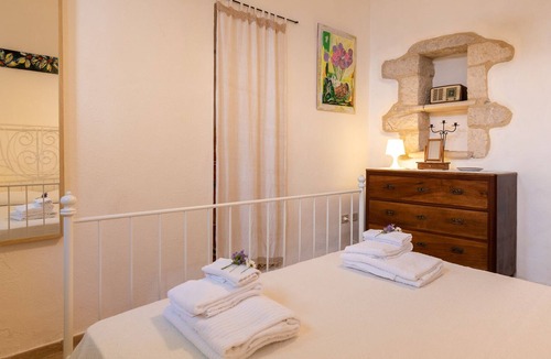 Abbateggio Apartment | Zi Nunzie by Typney