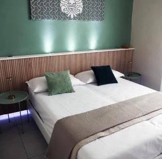 Monte di Procida House | Zibakhome