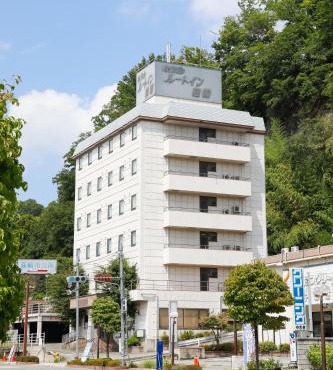 ホテルララプラス