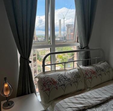 1-Bed Apartment Sleeps 4 Air Conditioning & WiFi