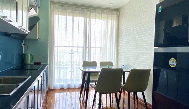 1512B Apartment