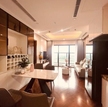 2 Bedroom Luxury Apartment Diamond Crown Hai Phong