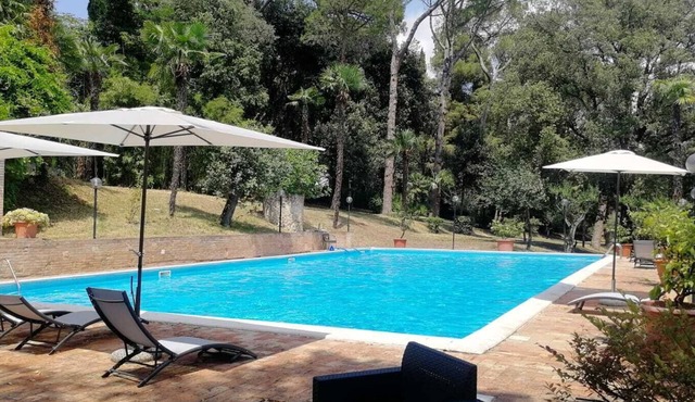 2-person apartment in a farmhouse with swimming pool