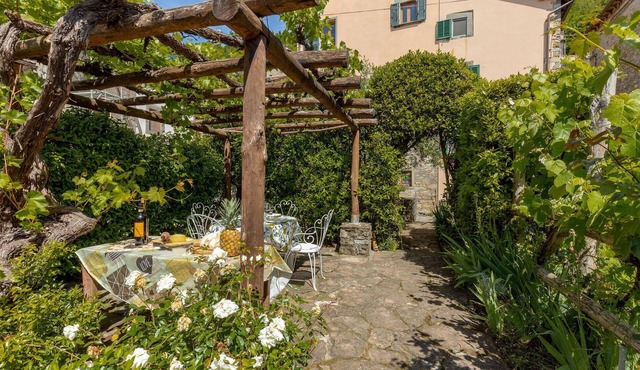 3 bedroom nice home in San Cassiano di Contro