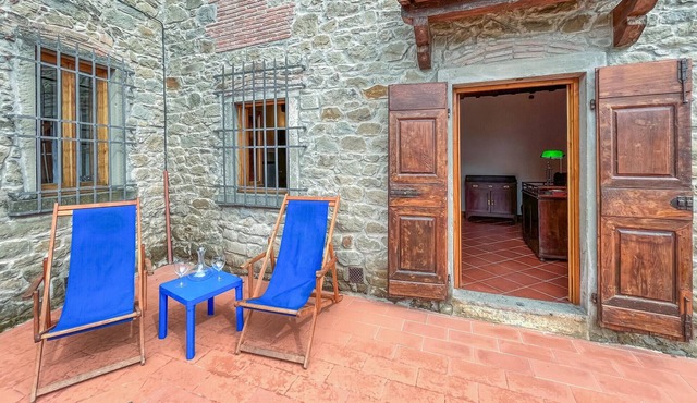 3 bedroom awesome home in Papiano