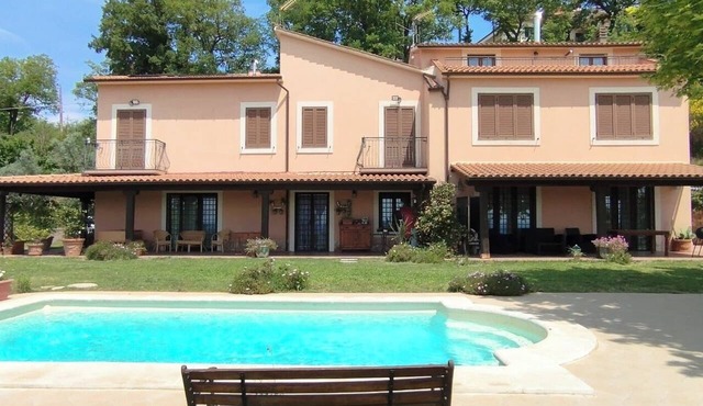 4 Bedroom Villa in Otricoli