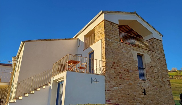 A spacious 2 bedroom apartment with stunning panoramic views at La Stradella