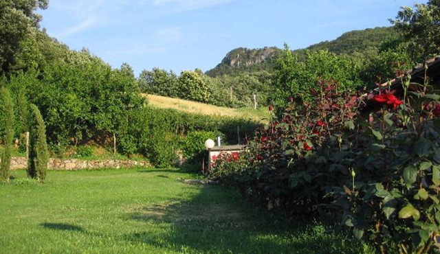 Agriturismo 'Podere 2' with Mountain View, Pool, Private Garden & Wi-Fi