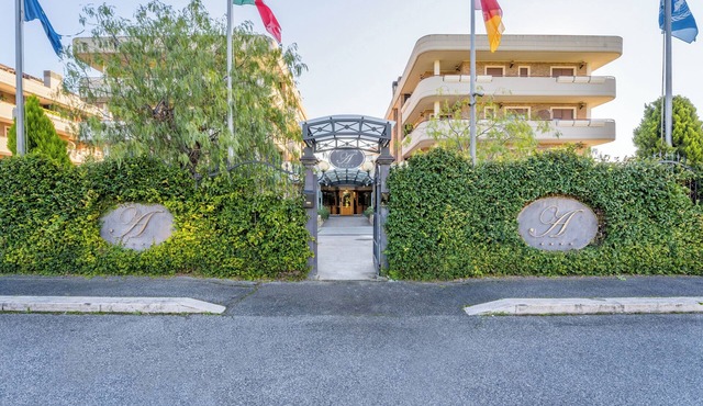 Altea Suites Hotel Residence