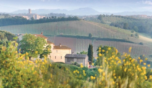 Amazing home in Poggibonsi SI with WiFi