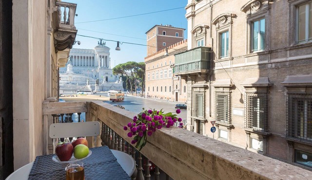 Amazing Piazza Venezia Suite Int 5