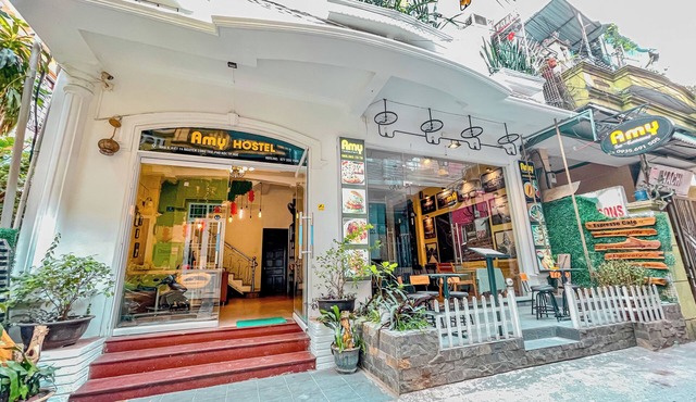 Amy Hostel Hue