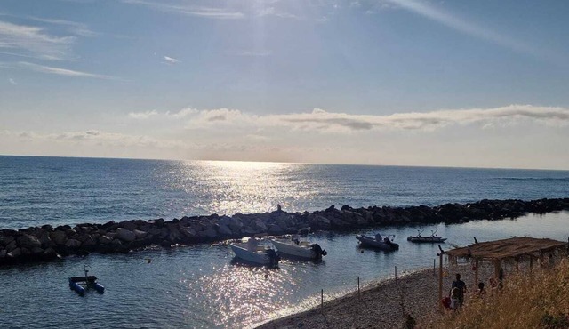 Ancient House by the Sea Apartment "Le Ortensie"