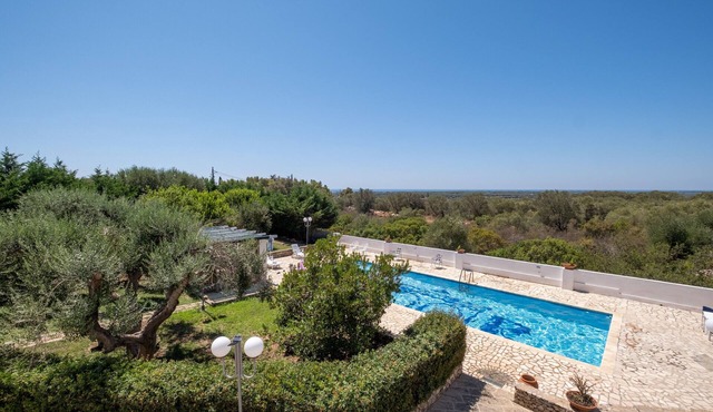 Apartment 'Marubium - Mirante' with Shared Pool, Wi-Fi and Air Conditioning