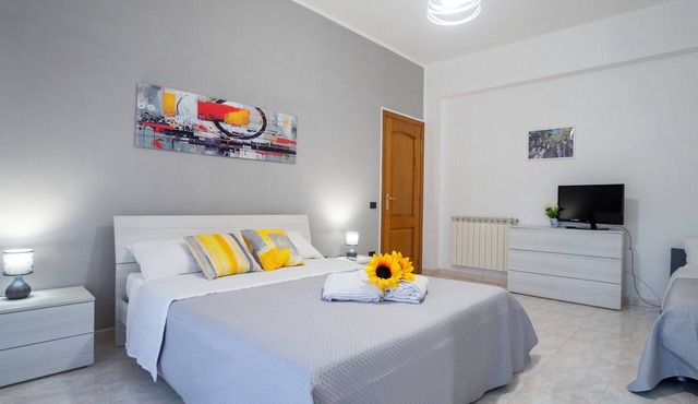Apartment 200 meters from the polyclinic, with air conditioning and wi-fi.