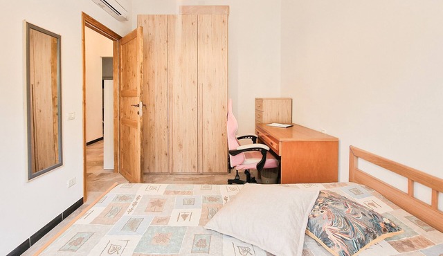 Apartment 'Casa La Torre Rio Marina' with Balcony and Air Conditioning