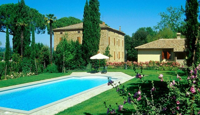 Apartment in Perugia with Pool & Terrace