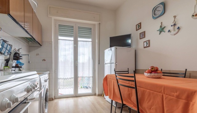 Apartment in Porto Recanati with 2 bedrooms sleeps 5