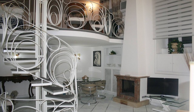 Apartment in the Roman Forum