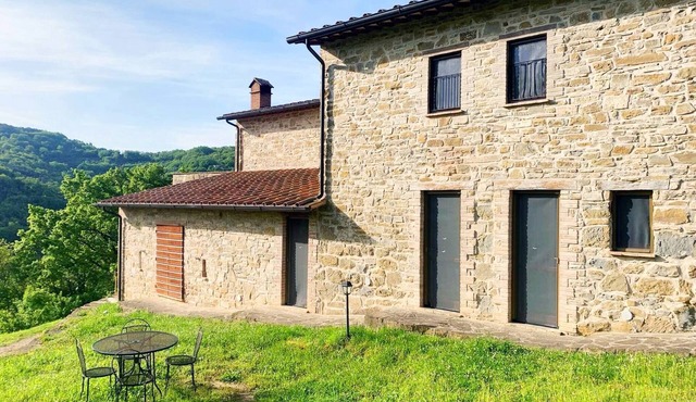 Apartment on the hill between Gubbio and Perugia